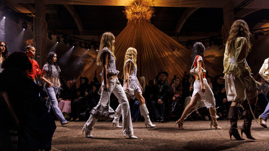 Alexander McQueen: Das Echo des Urinstinkts