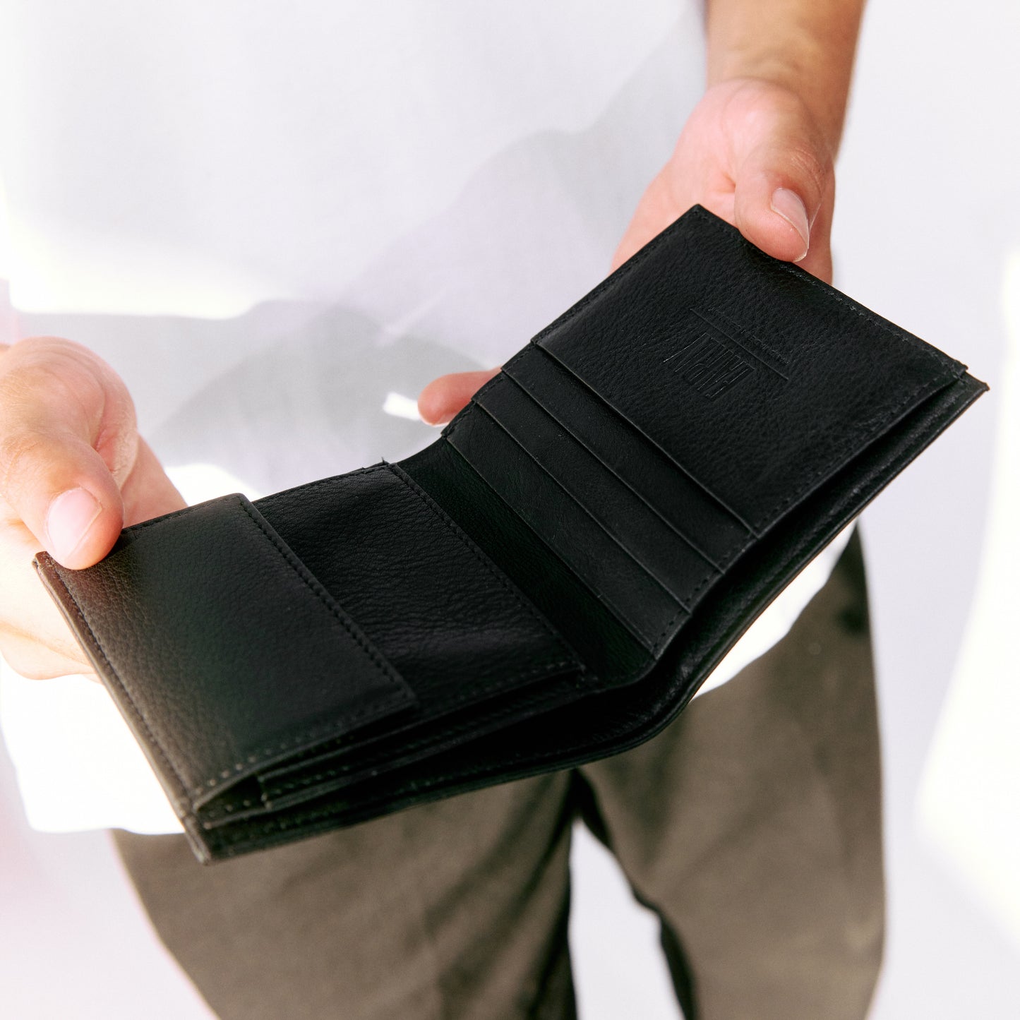 EARLY Rhomboid M Wallet