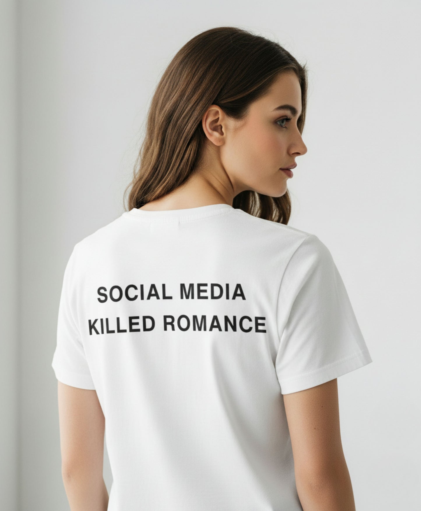 ROMANCE Tee